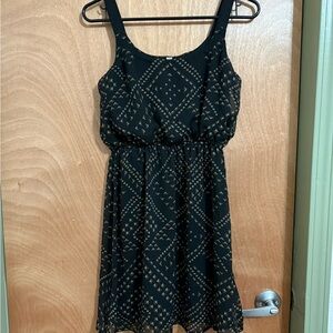 Cute & comfy Black and Gold Patterned Dress